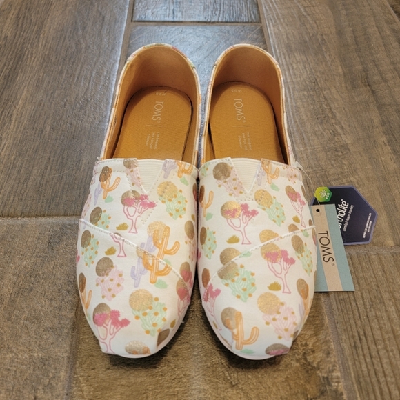 Toms Shoes - Toms 9.5 Ortholite Desert Oasis